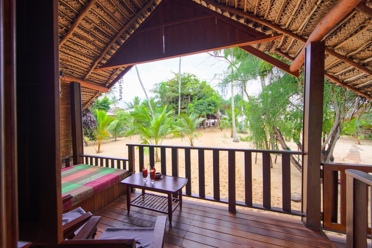Shiva'S Beach Cabanas Tangalle Exteriör bild